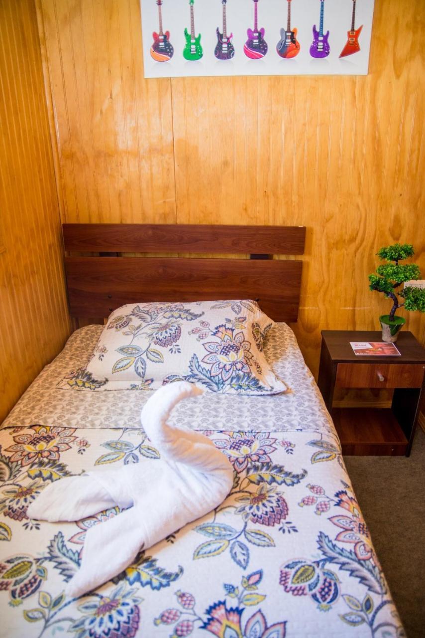Hostal Los Carrera Concepcion Bagian luar foto
